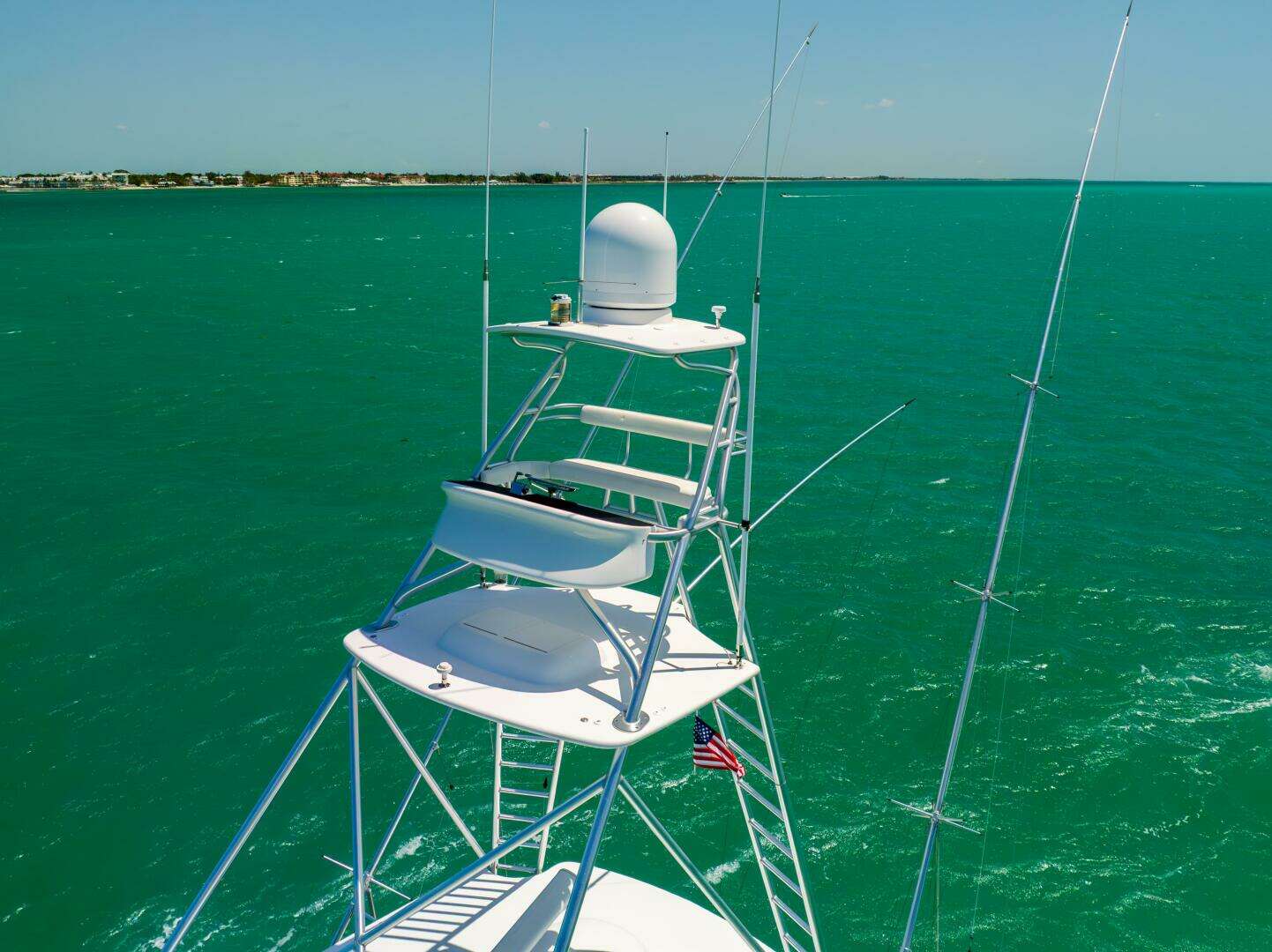 2011 Viking 70 Convertible - Image 26