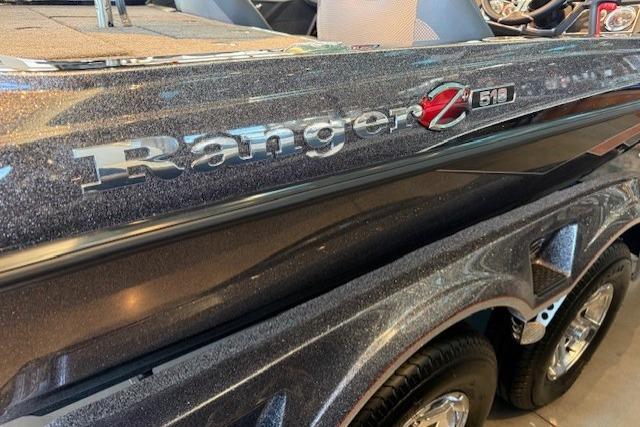 2025 Ranger Z518 Cup-Equipped boat, metallic finish, close-up view of logo and design.