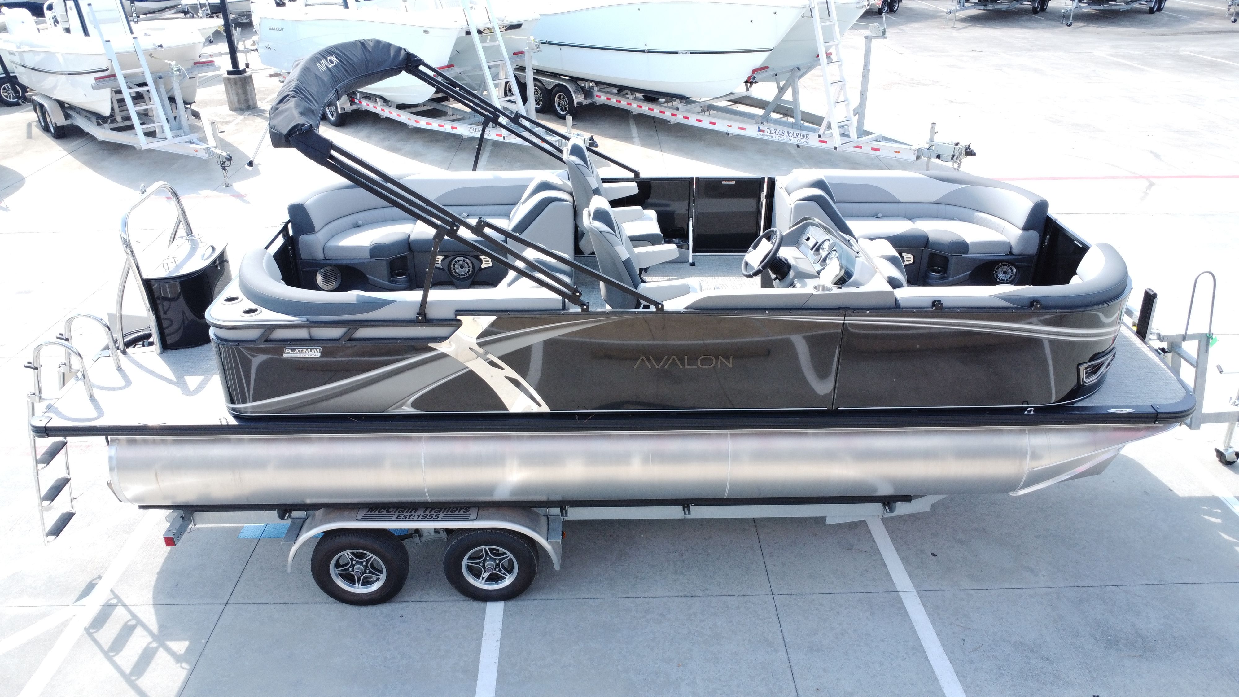 2025 Avalon LSZ Quad Lounge - 23' - 12