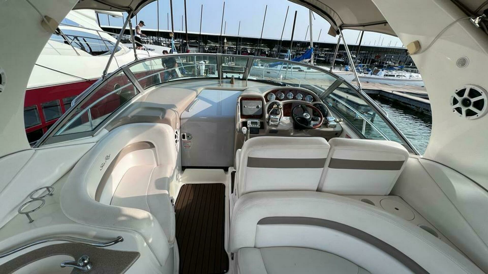2005 Sea Ray Sundancer 320 - Image 15