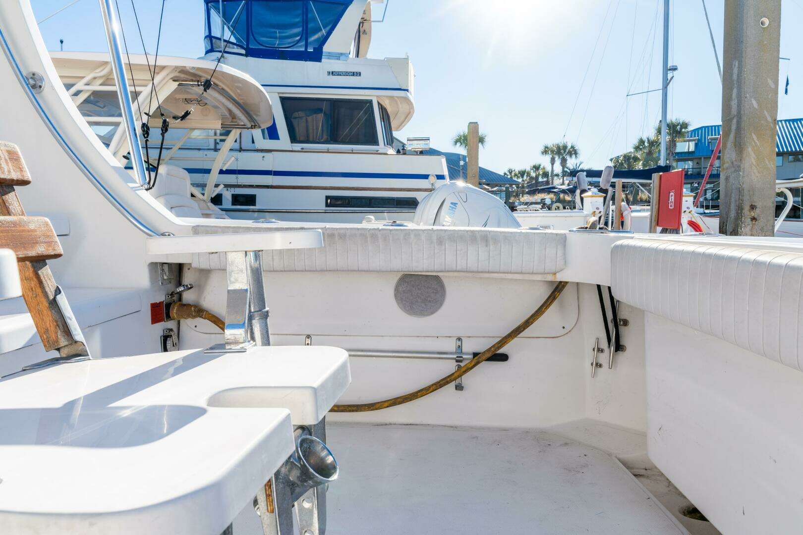2004 Luhrs Convertible - Image 14