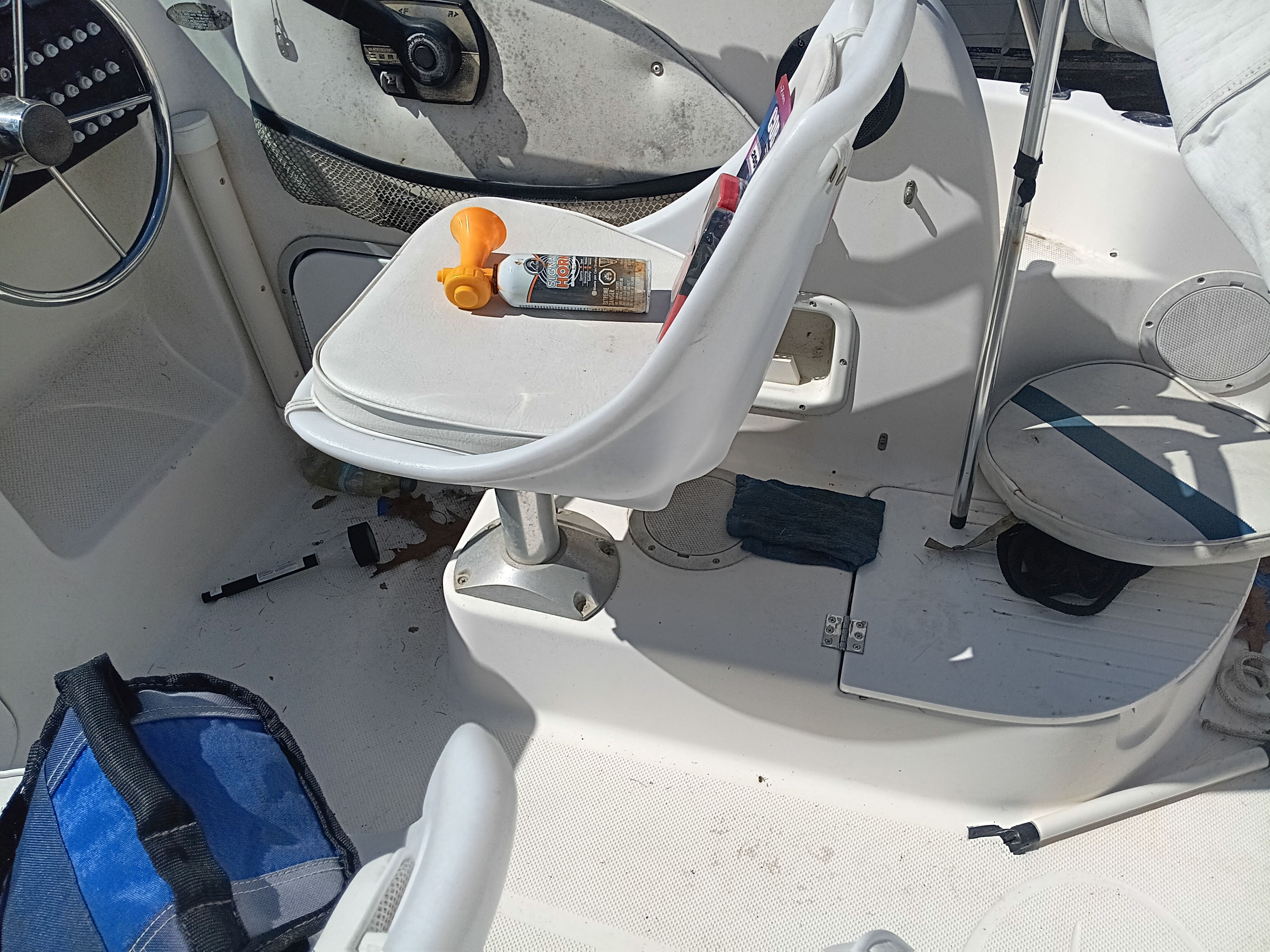 1998 Bayliner Trophy - 9
