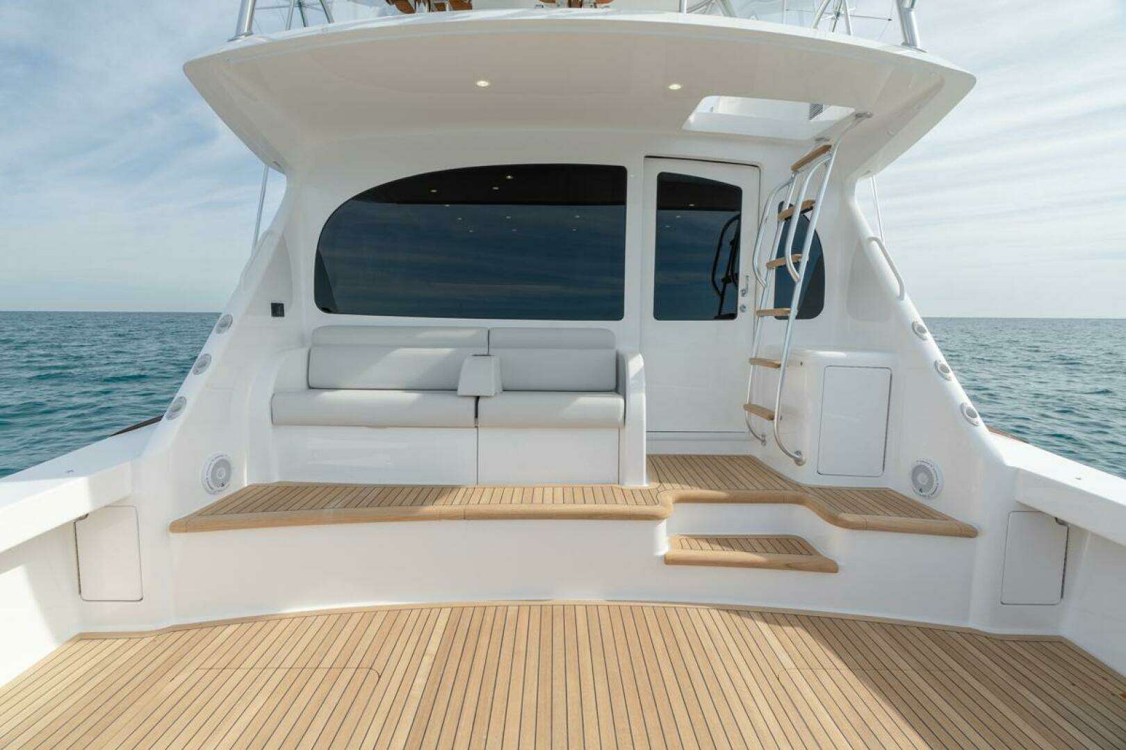 2026 Viking 54 Convertible - Image 9