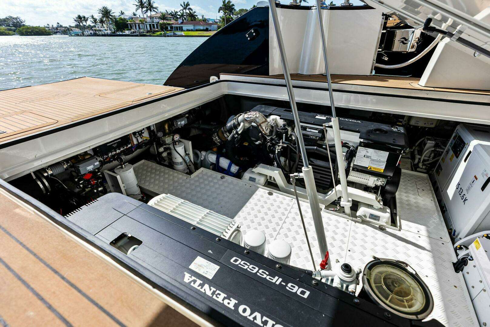 2024 Zeelander Z5 - Image 59