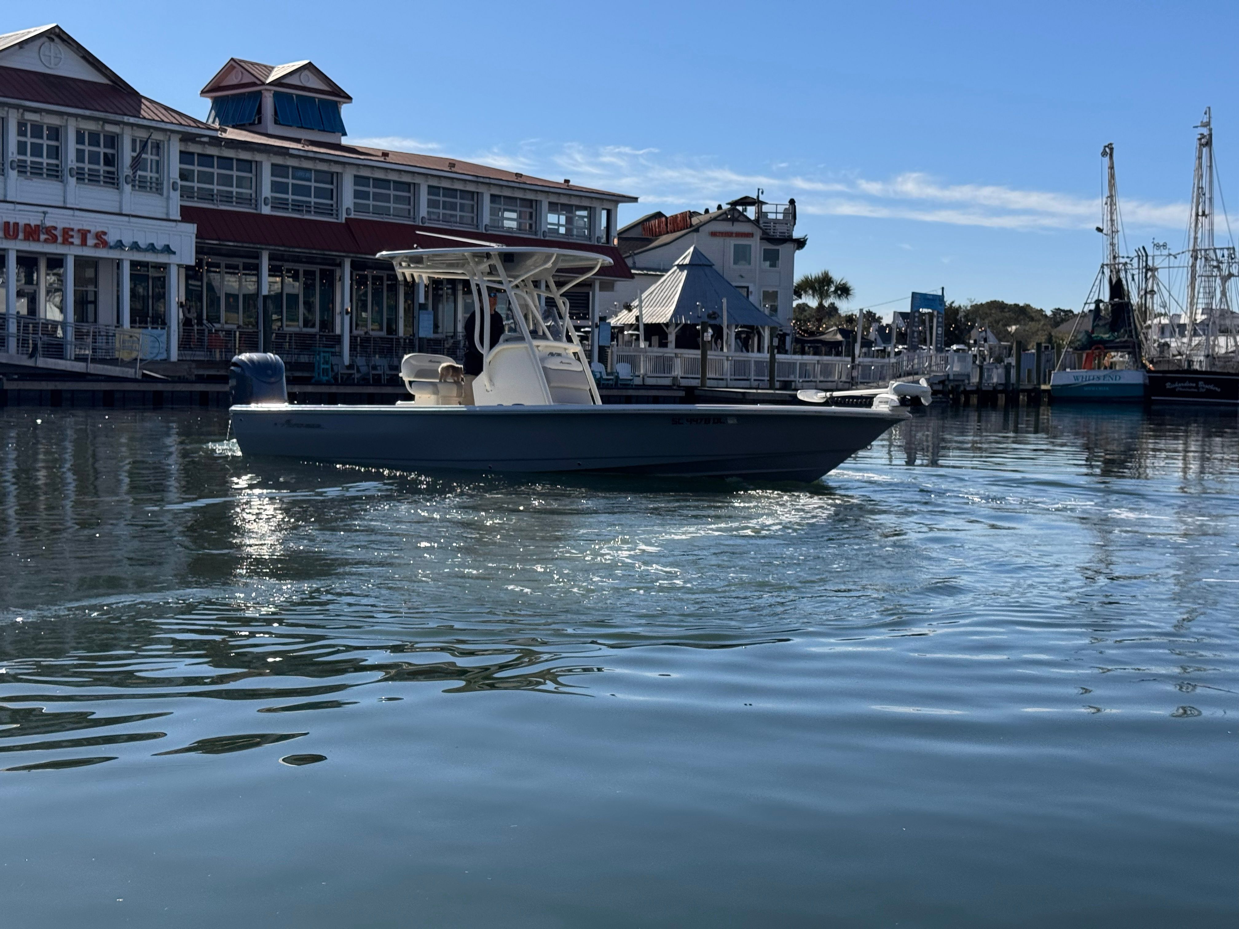 2018 Avenger AV26 - 40