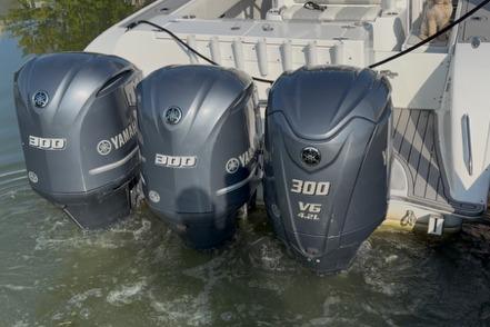 2020 Yamaha Outboards F300