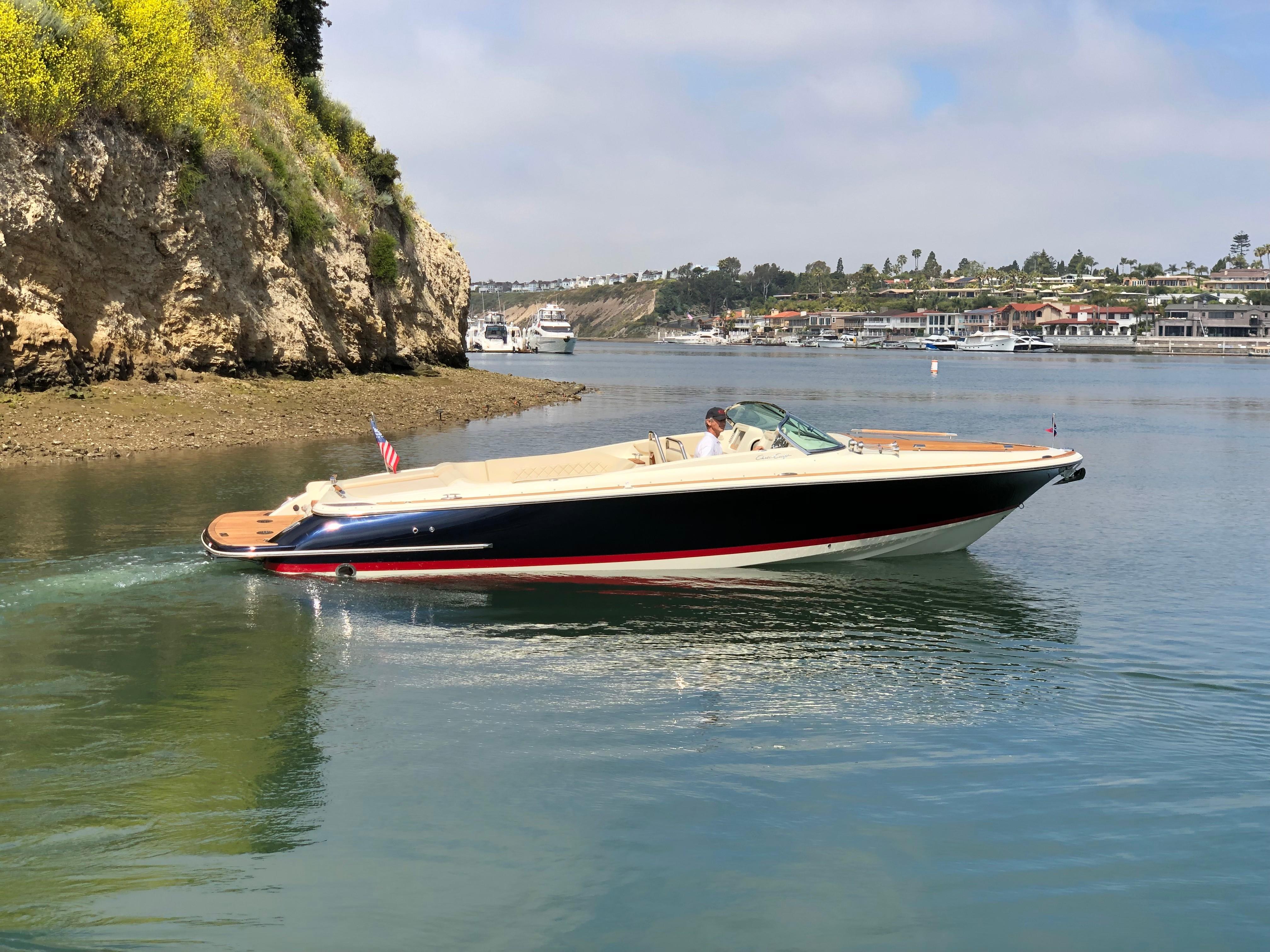2018 Chris-Craft Corsair 30