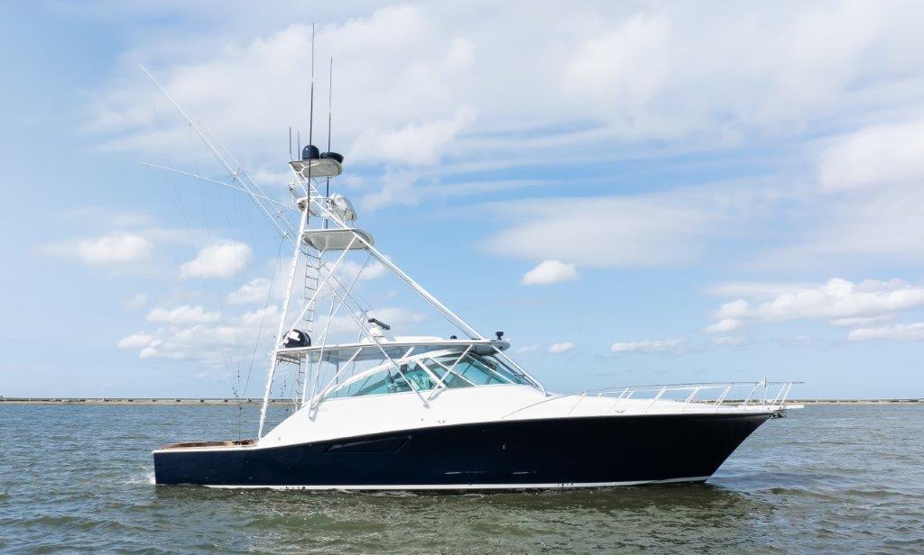 2006 Cabo 52 Express