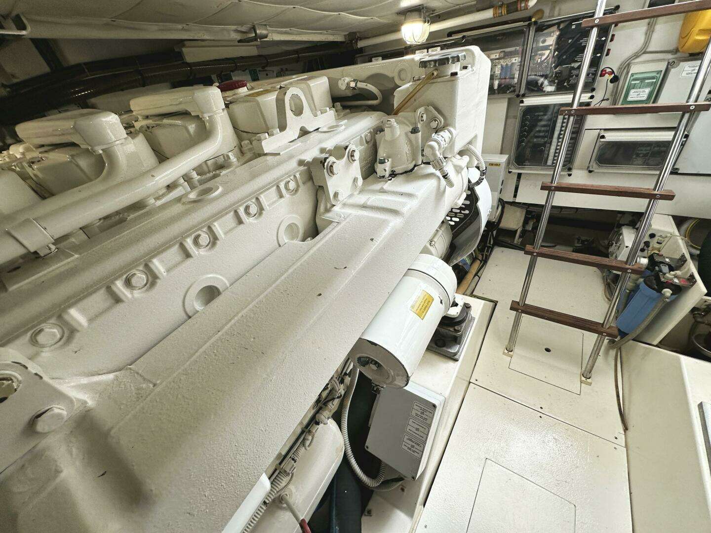 2014 Ferretti Yachts 530 - Image 65