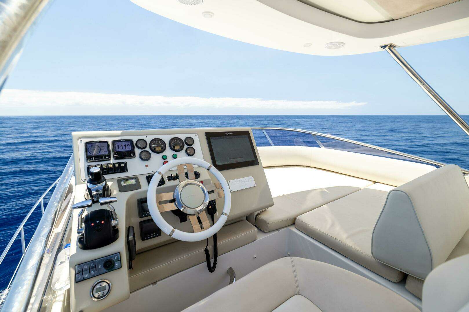 2015 Azimut 64 Flybridge - Image 51