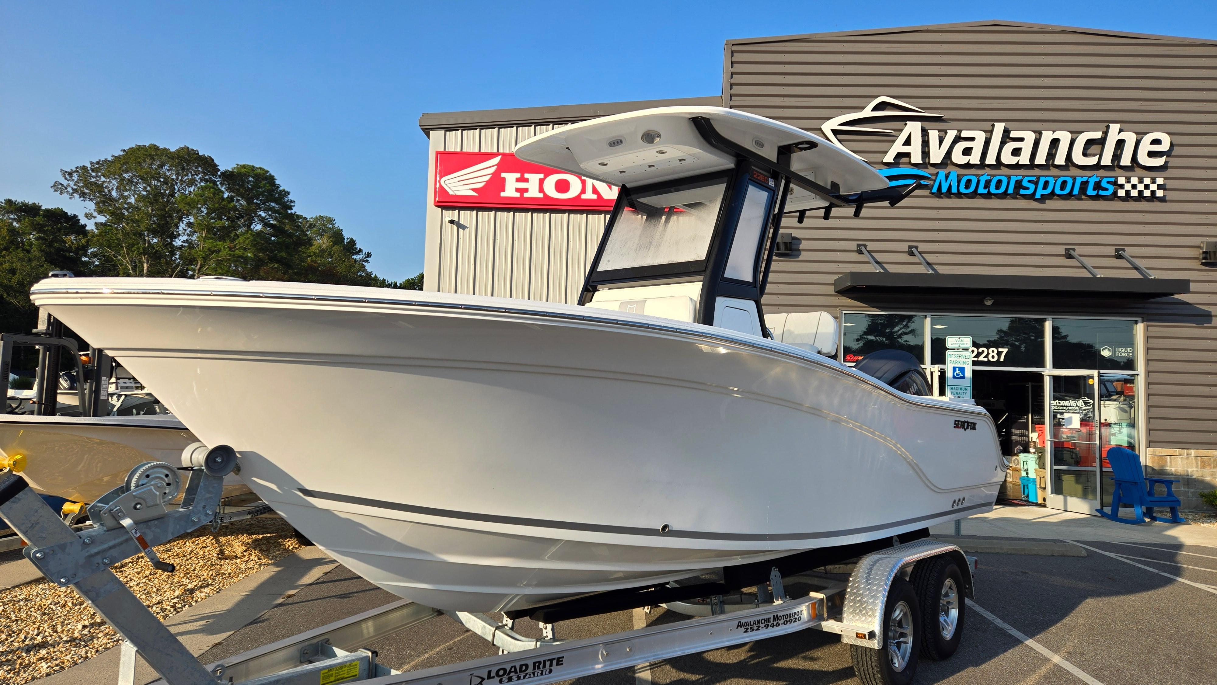 2025 Sea Fox 228 Commander