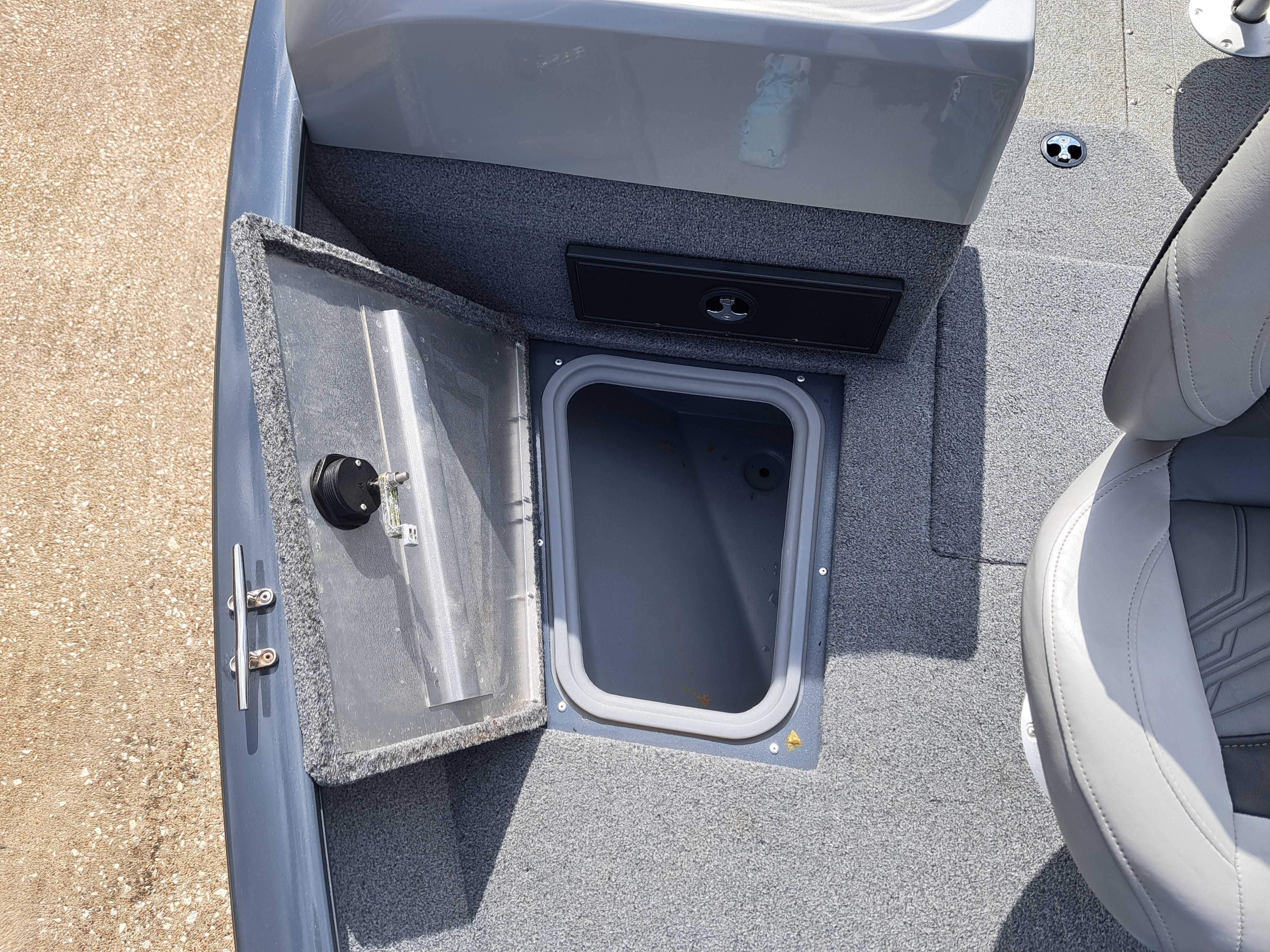 2019 Tracker PRO GUIDE 175 SC - 12