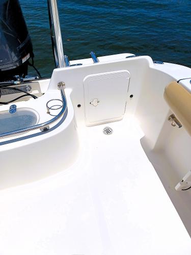 2018 Key West 211 Dual Console - 2