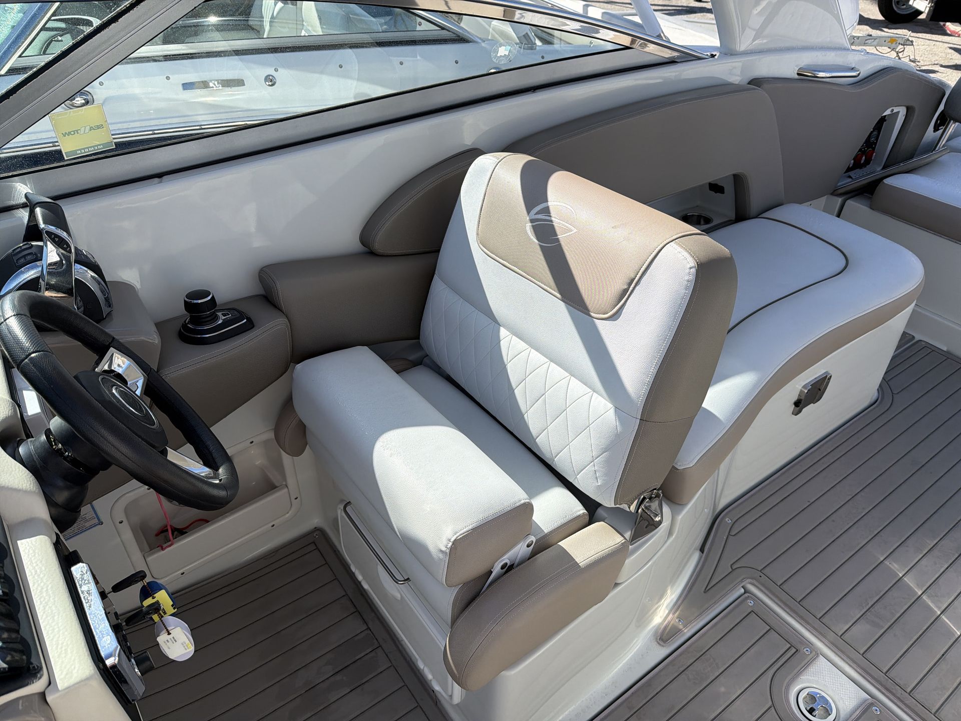 2018 Crownline 29 XS - 13