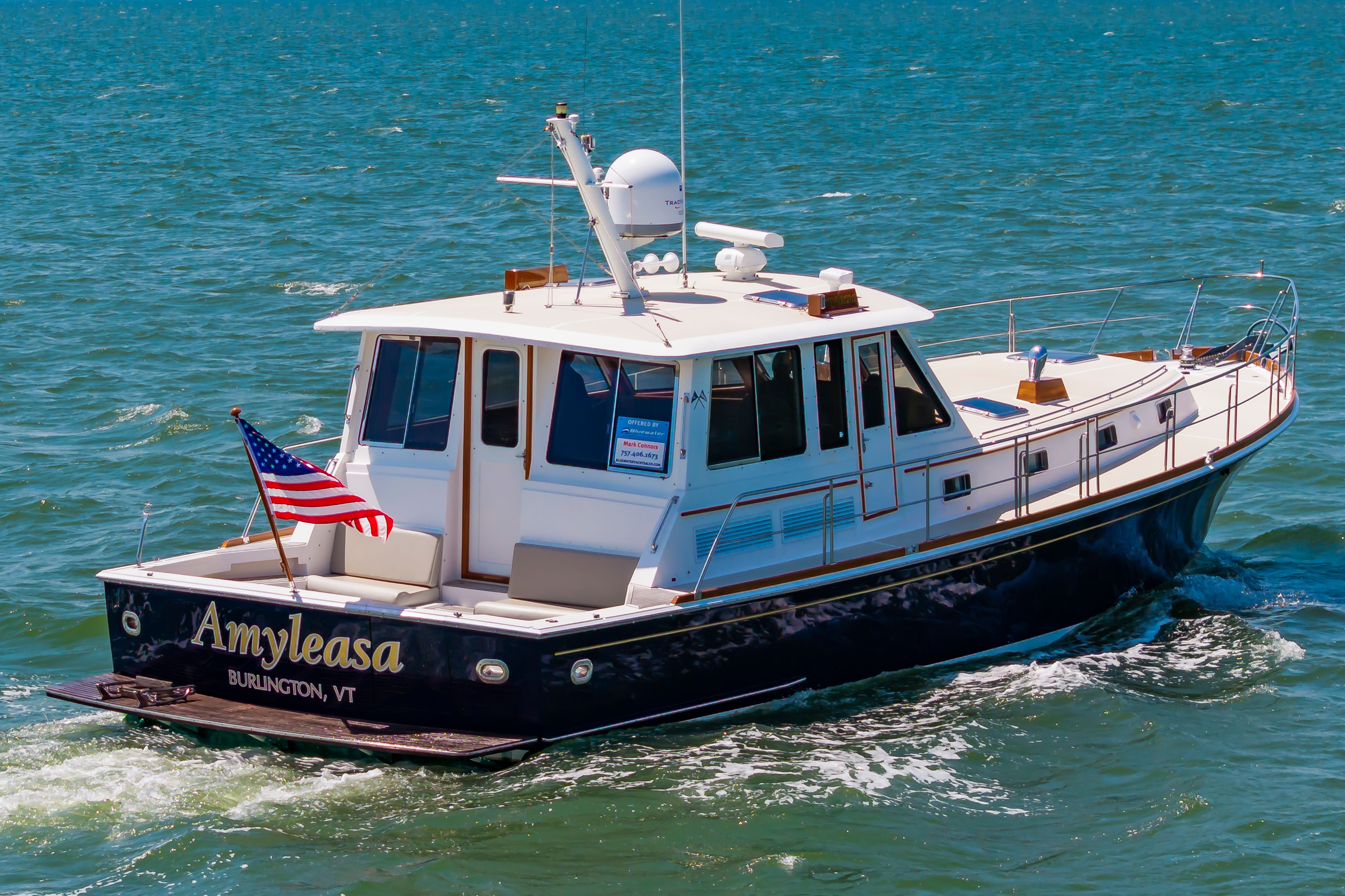 2005 Grand Banks 49 Eastbay SX w/Side Door - 3