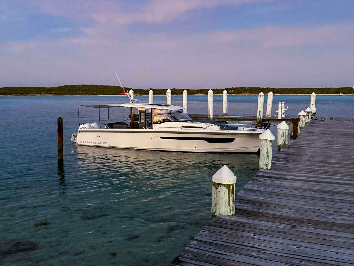 2022 Nimbus T11 - Image 20