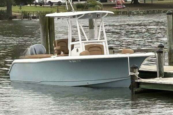 2021 Sea Hunt 234 Ultra