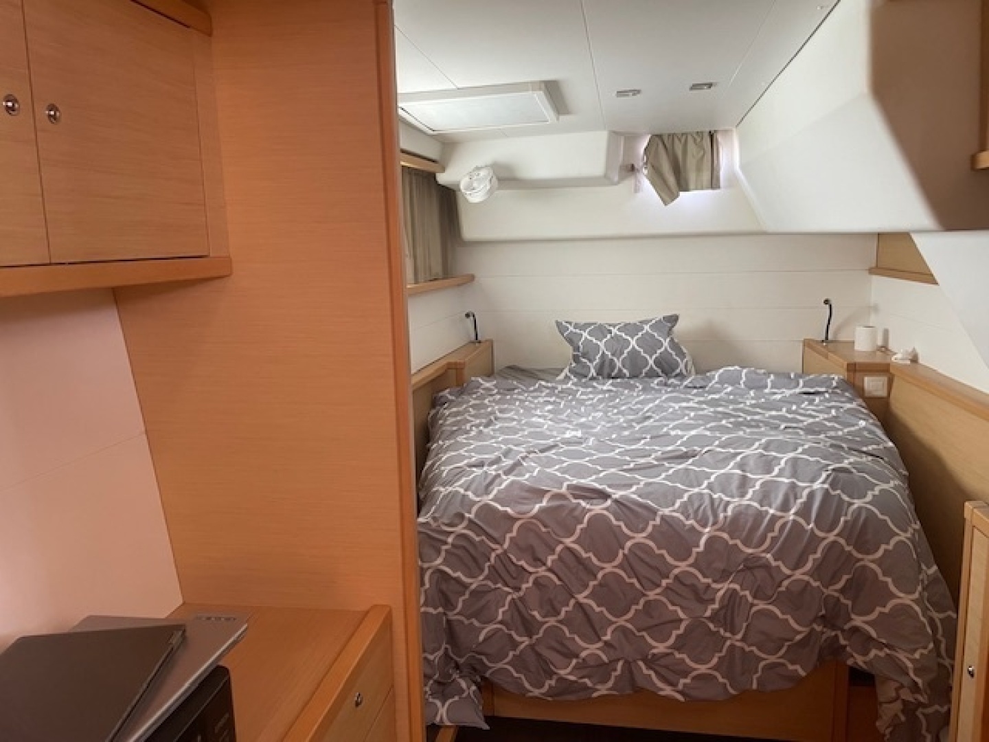 2016 Lagoon 450F - Image 24