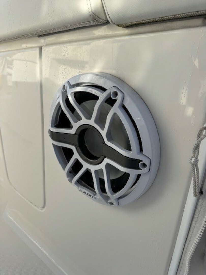 2023 Pursuit S 428 Sport - Image 14