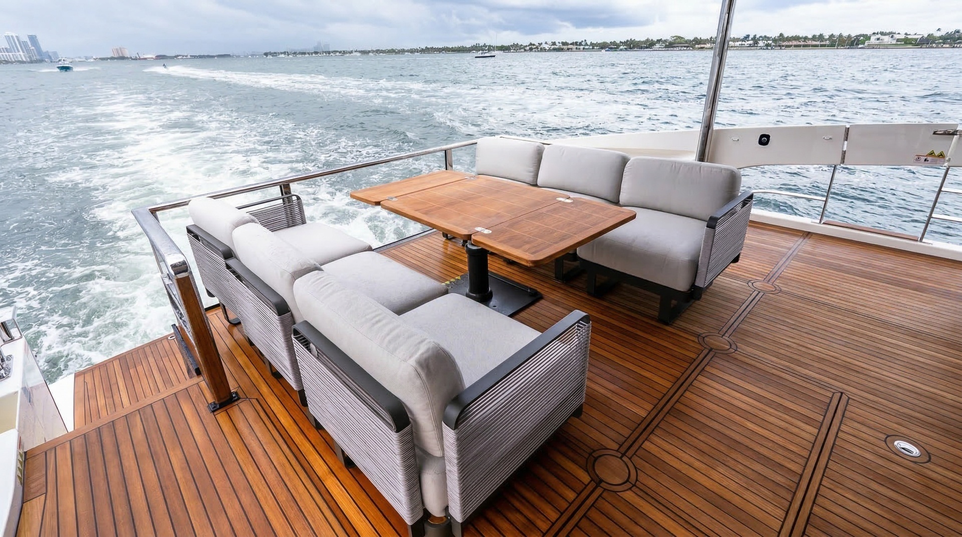 2027 Absolute Navetta 70 - Image 9