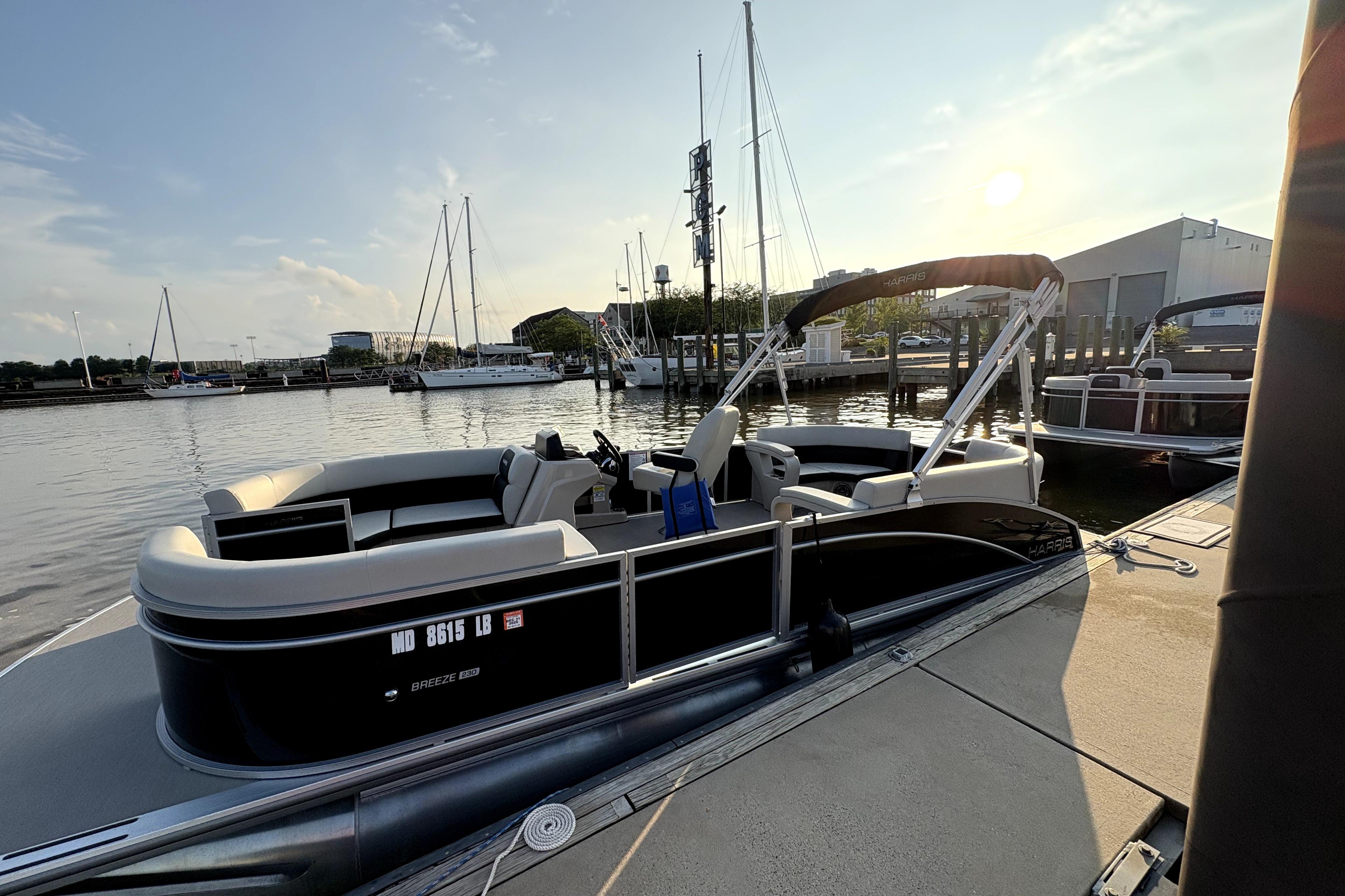 2025 Harris Breeze 230