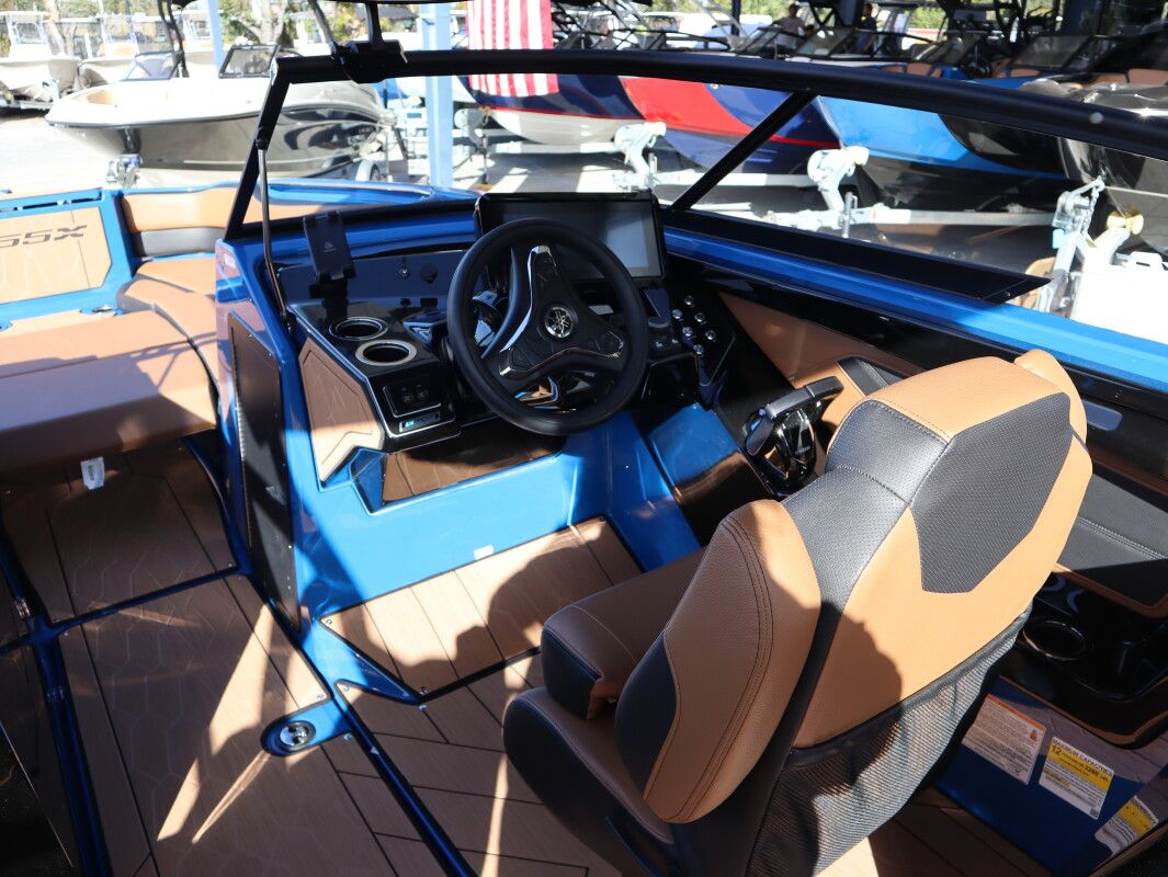 2026 Yamaha Boats 255XD - 16