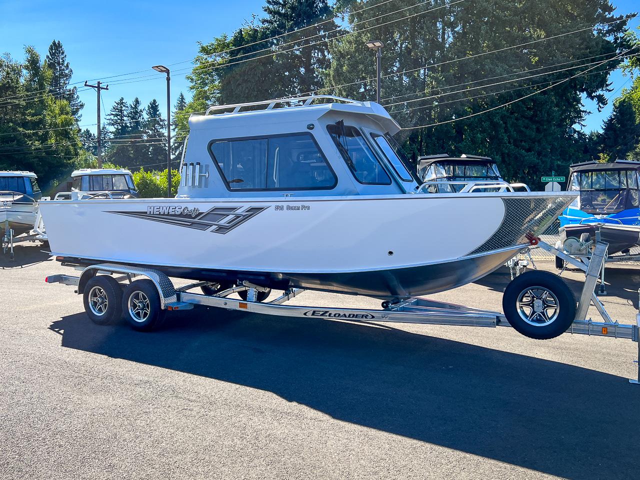 2026 Hewescraft 240 Ocean Pro HT