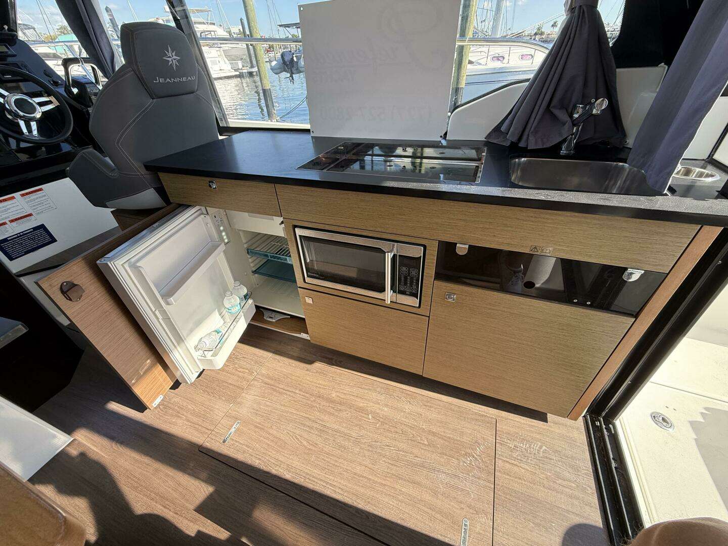 2020 Jeanneau NC 1095 - Image 7