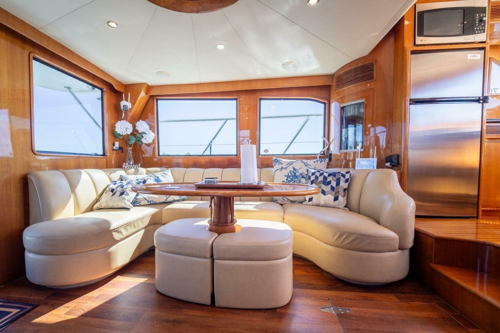 2007 Ocean Alexander 52 Sedan - Image 16