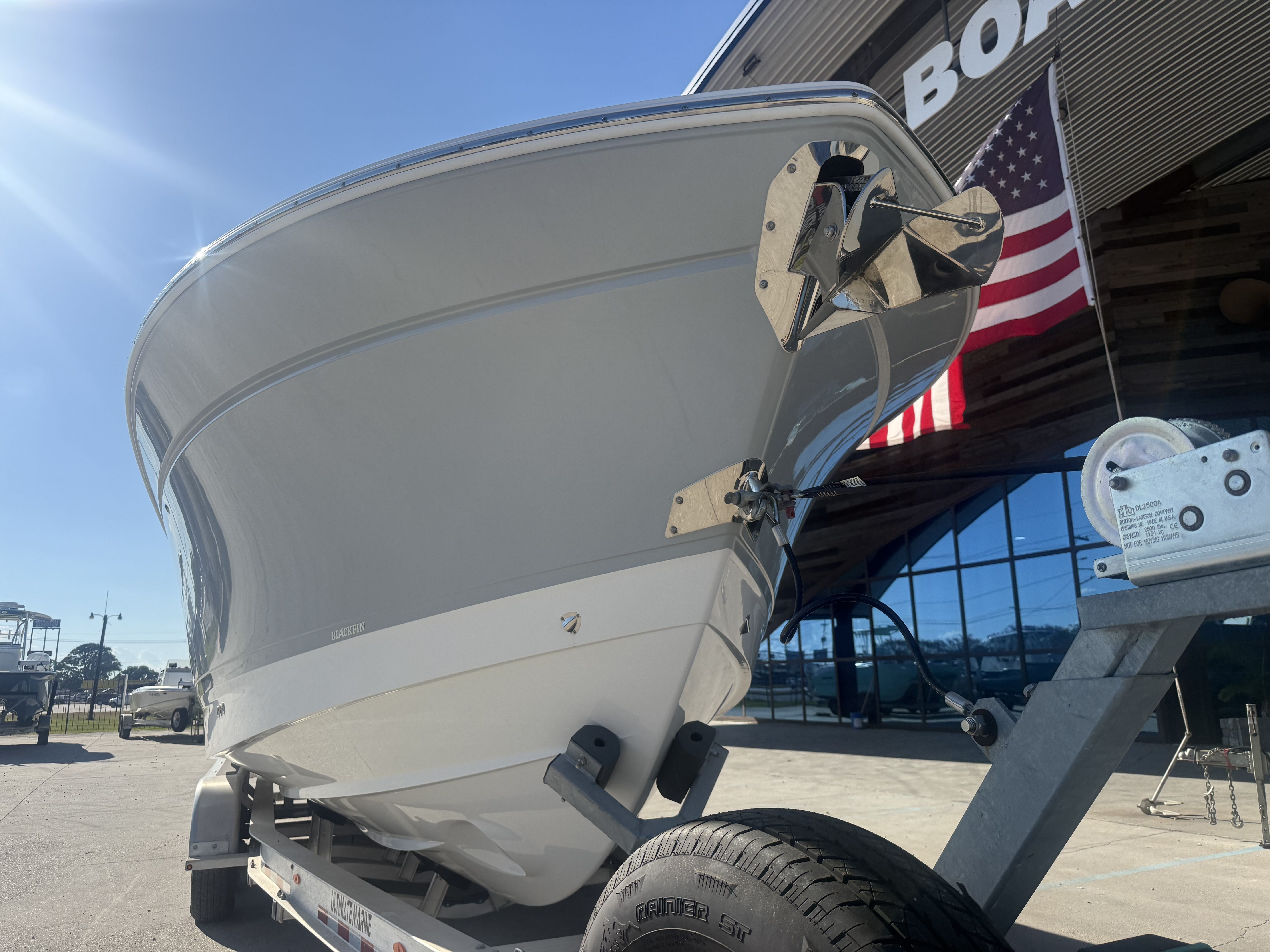 2023 Blackfin 302 CC - 12