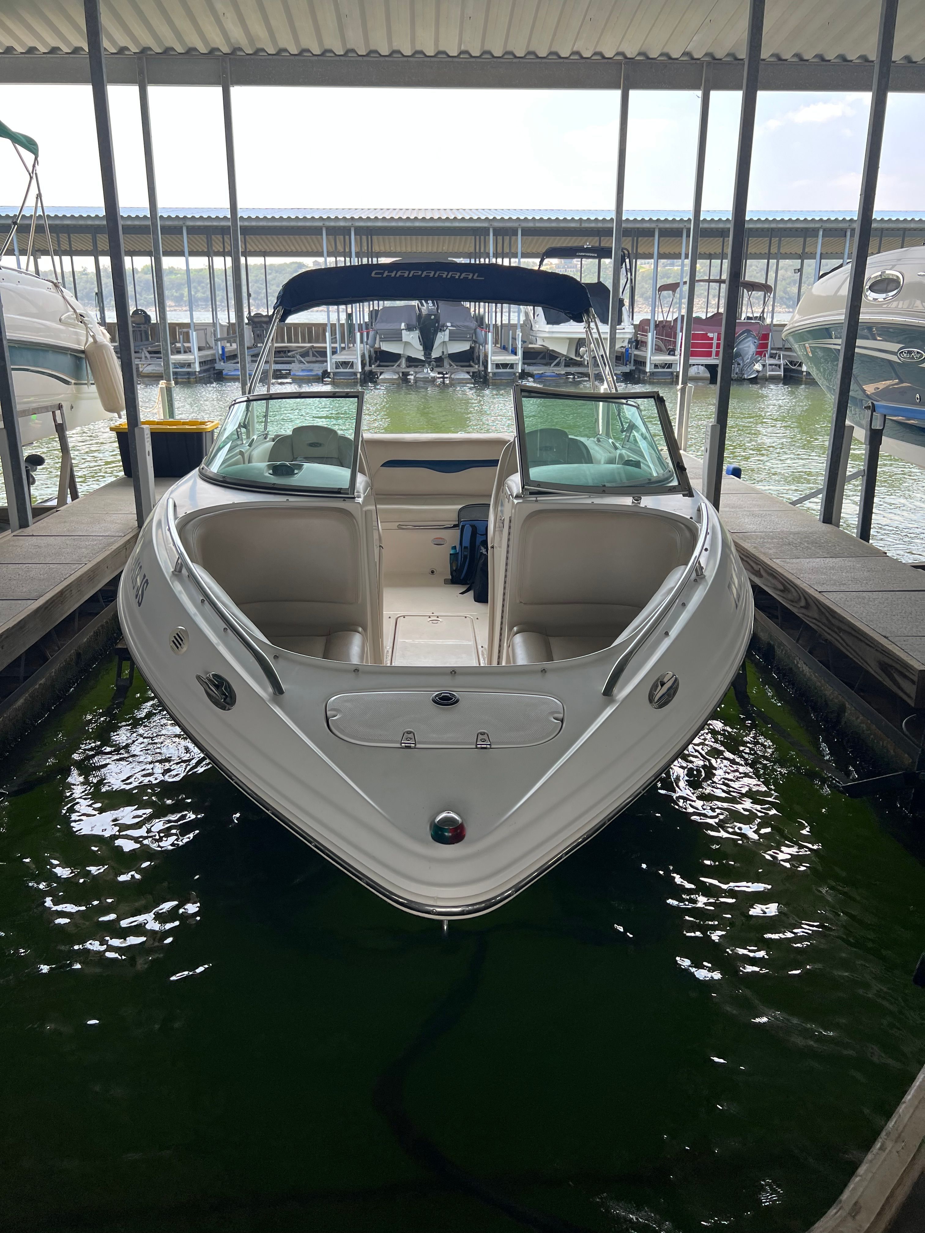 2002 Chaparral 220 SSi Wide Tech - 11