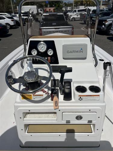 2022 Sportsman Tournament 214 SBX Bay Boat - 2