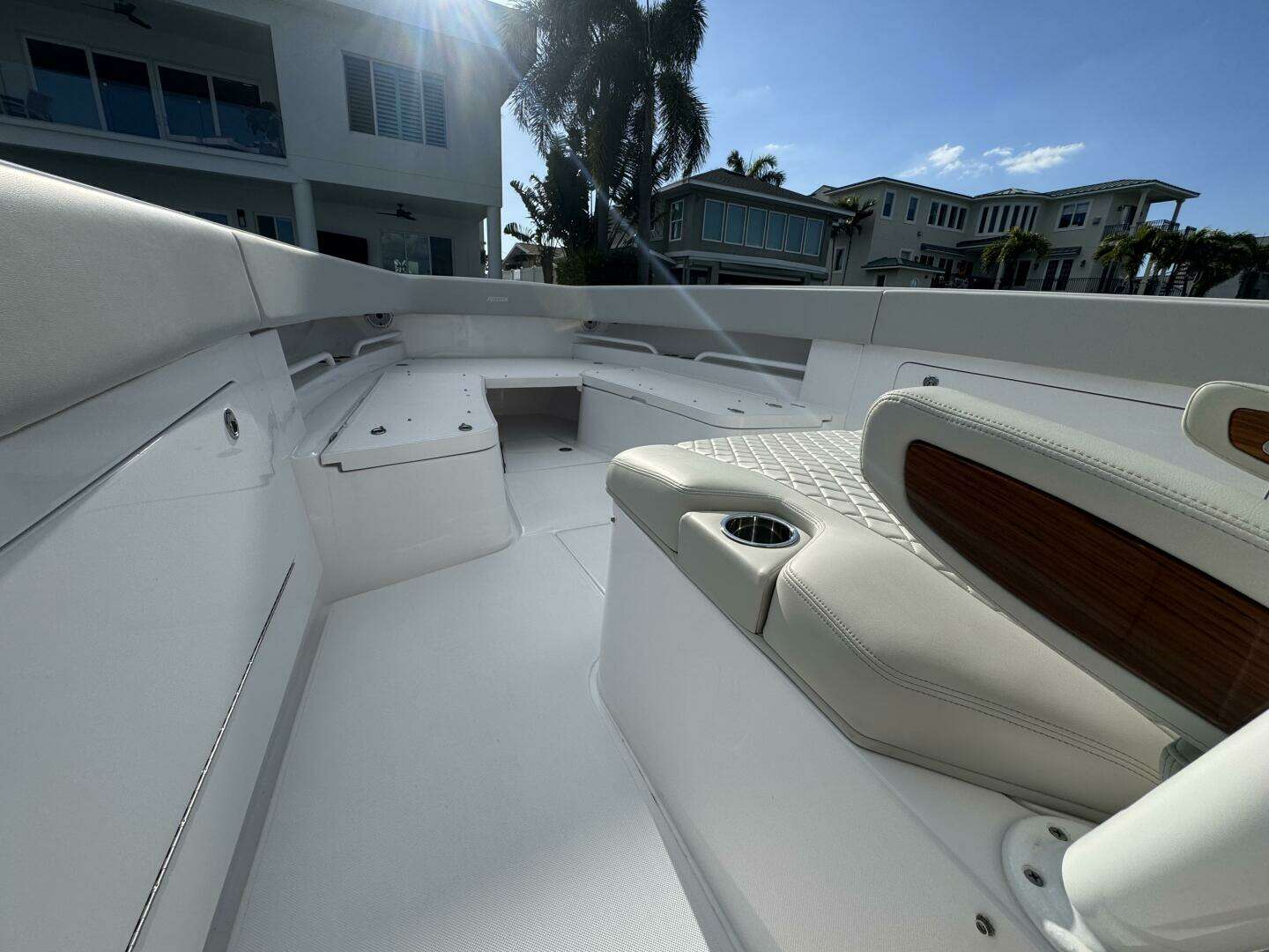 2024 Jupiter 38 HFS - Image 63