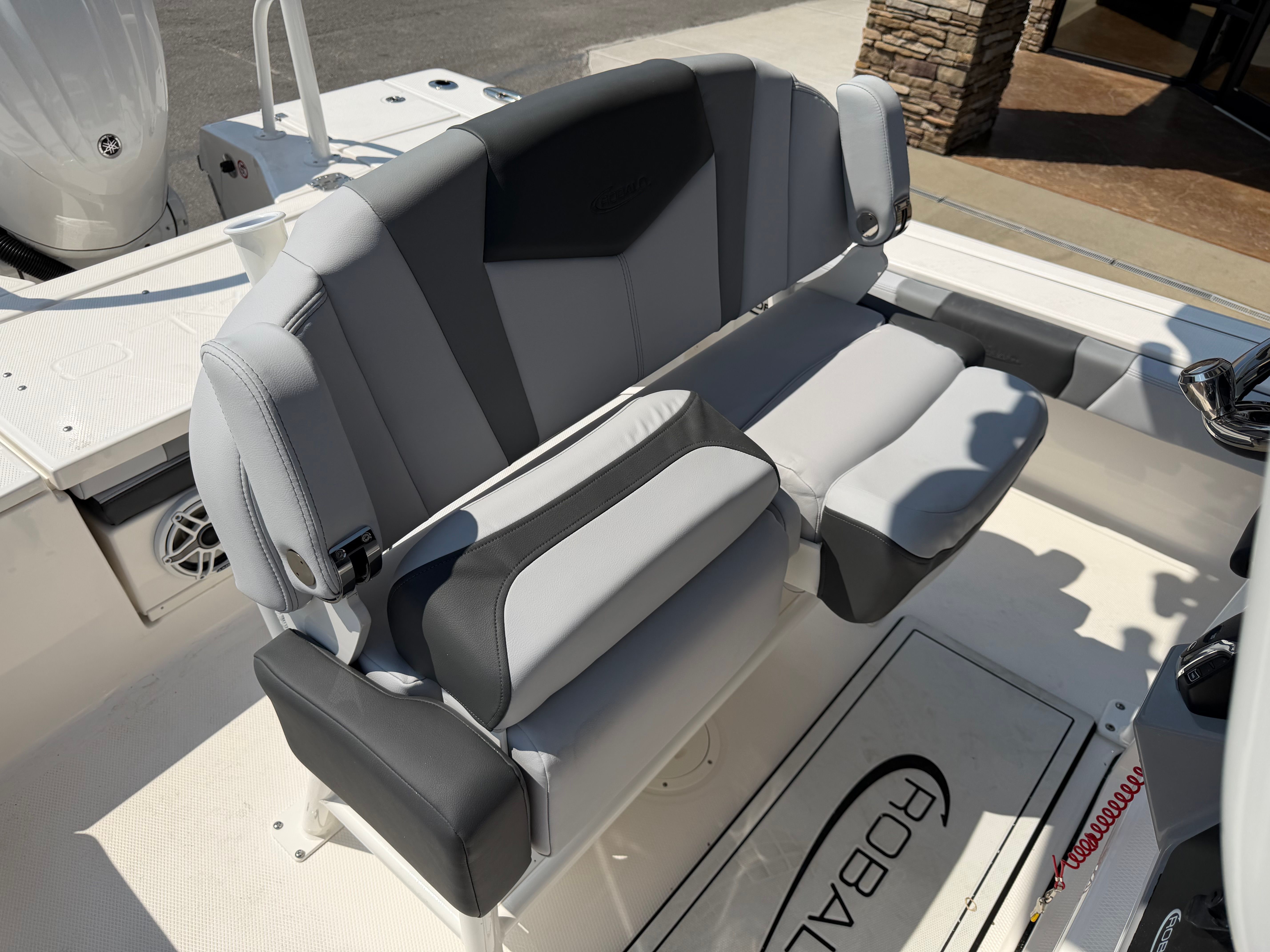 2026 ROBALO 246 CAYMAN - Image 11