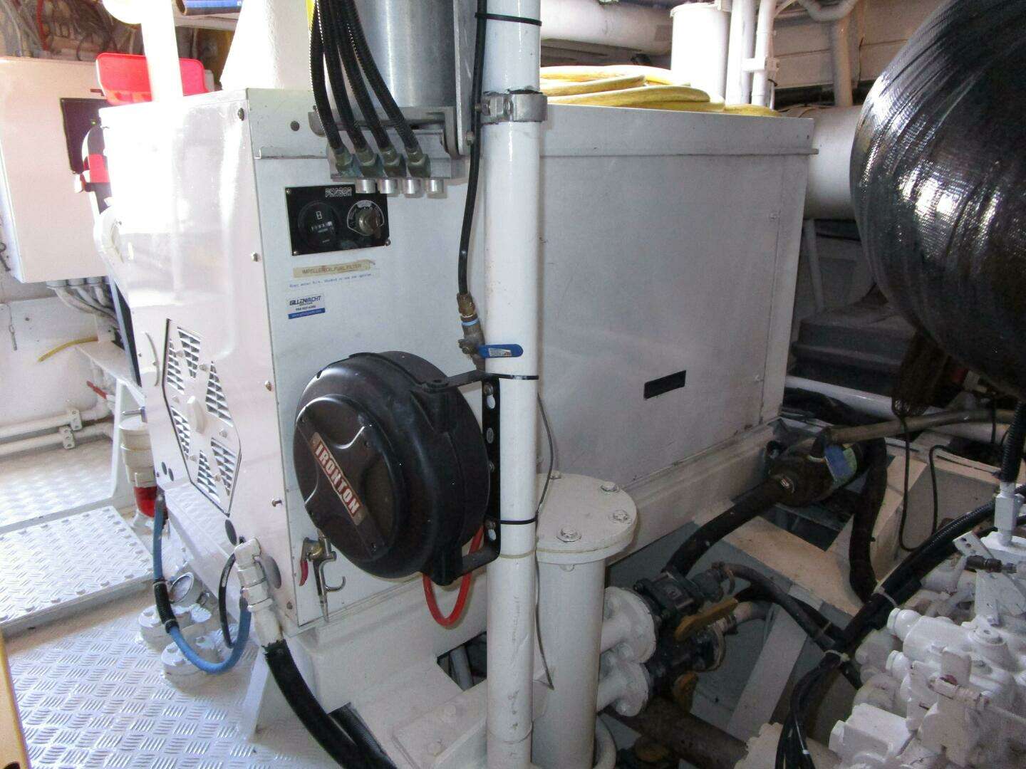 1989 Striker 62 Convertible - Image 68