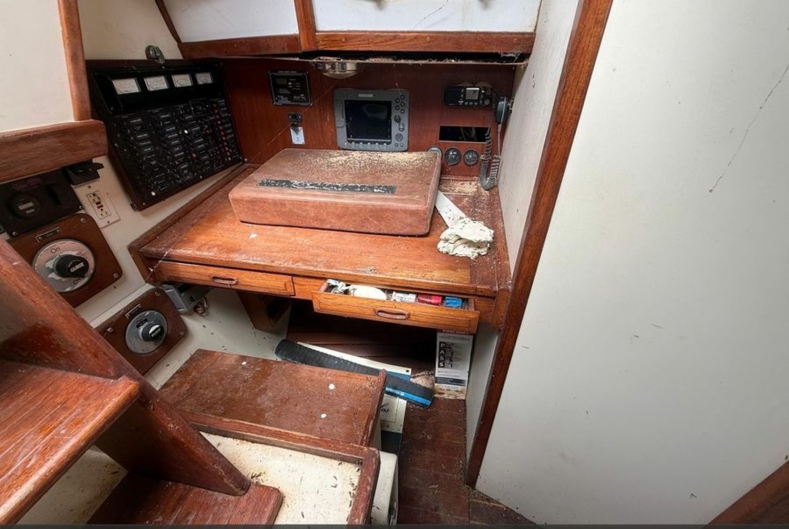 1981 Shannon 50 - Image 8