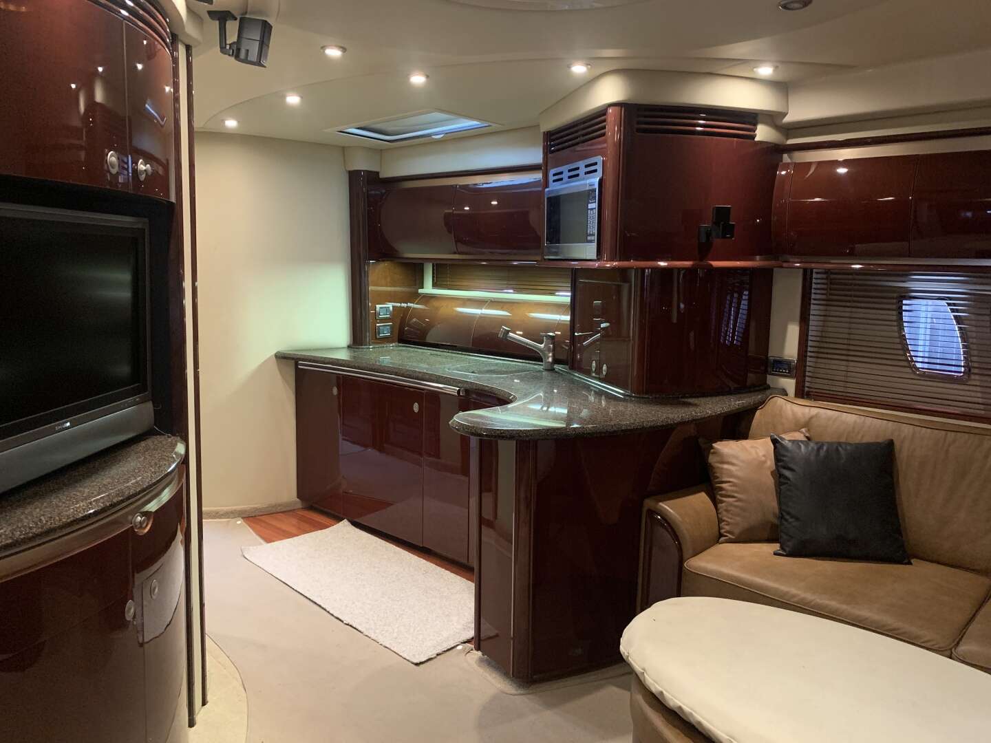 2007 Sea Ray 52 SUNDANCER - Image 54