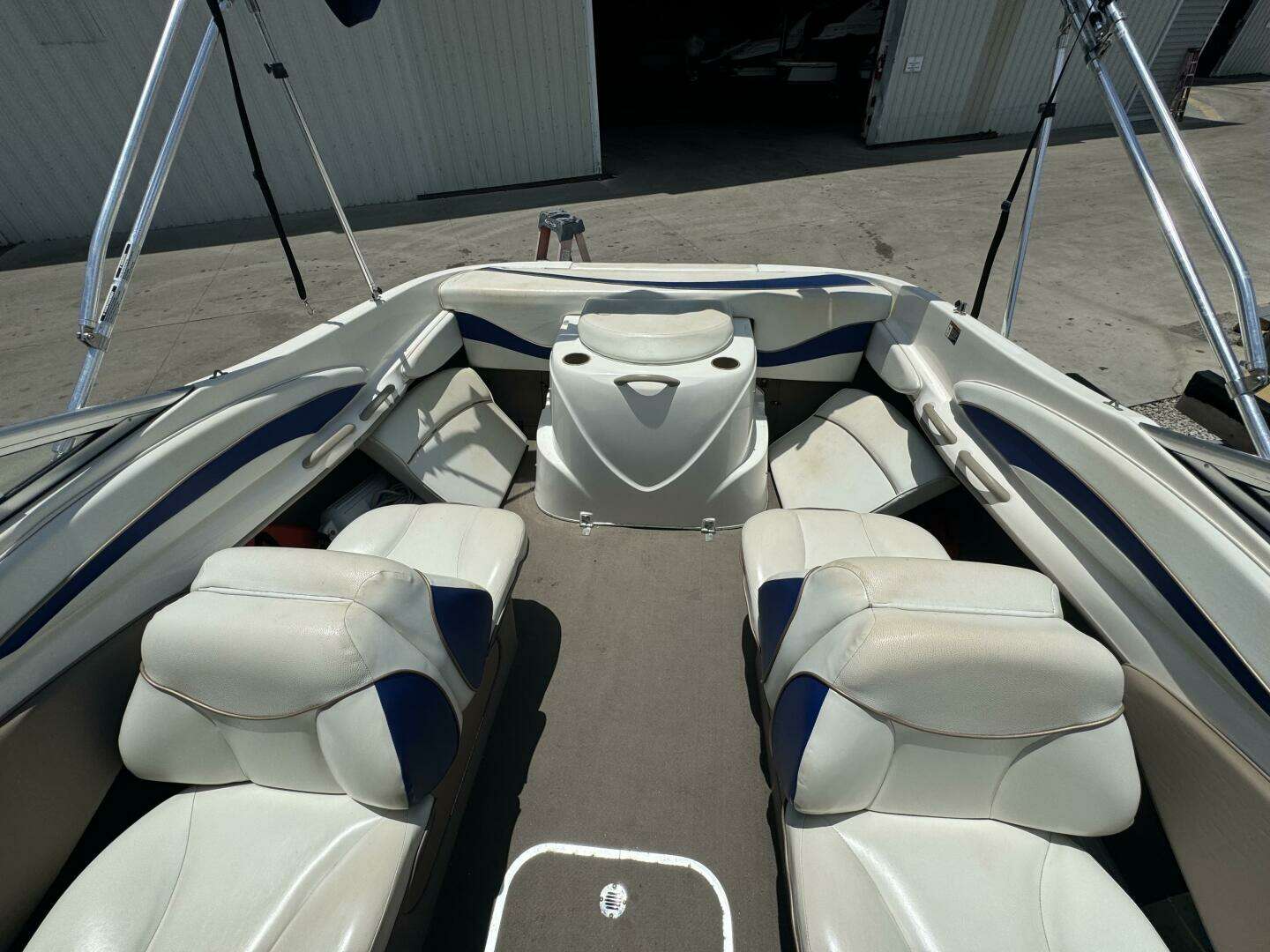 2003 Bayliner 212 Capri Cuddy Cabin - Image 9