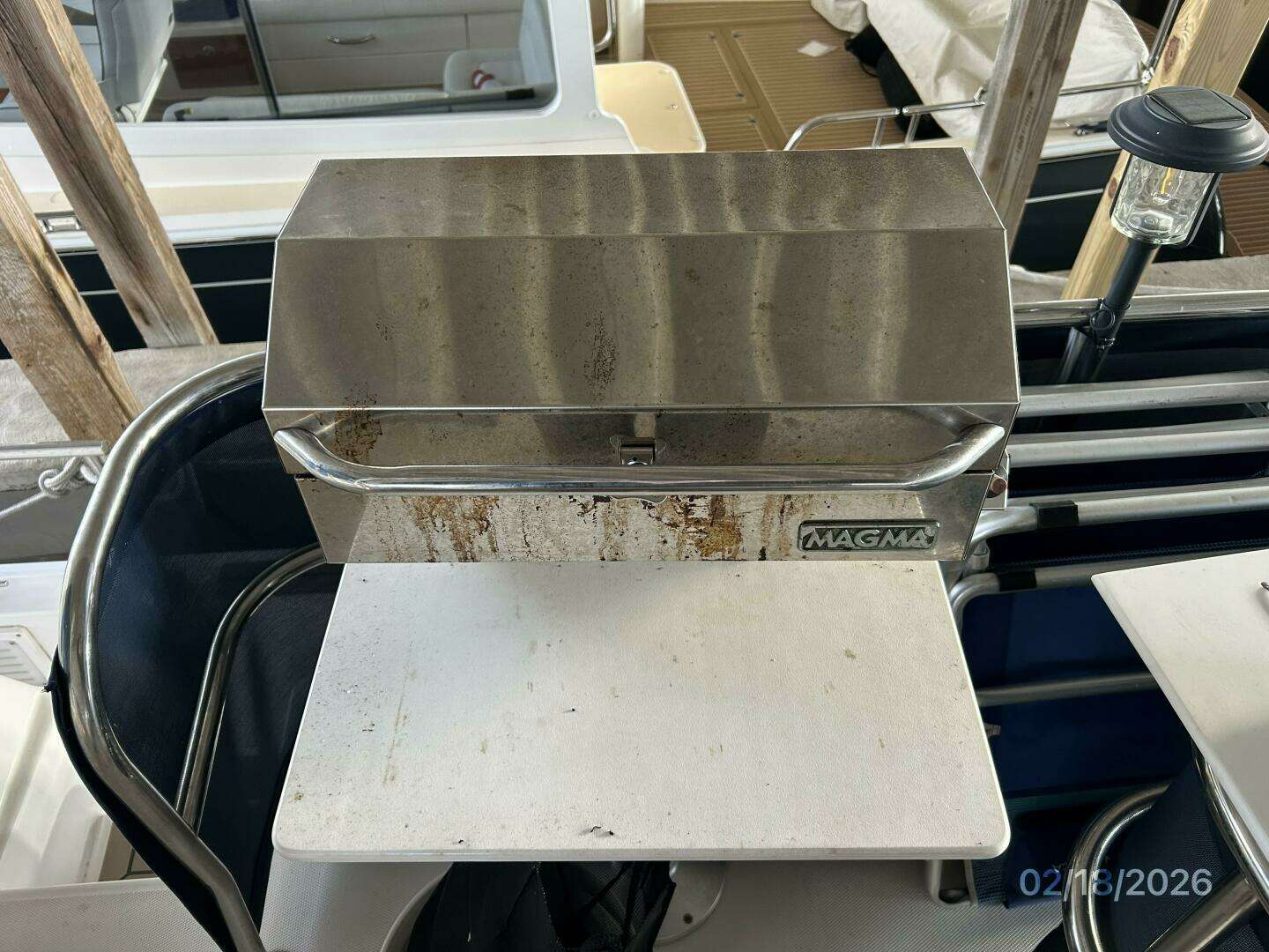 2004 Mainship 430 - Image 29