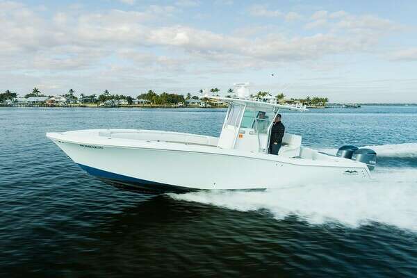 2007 Invincible 33 Open
