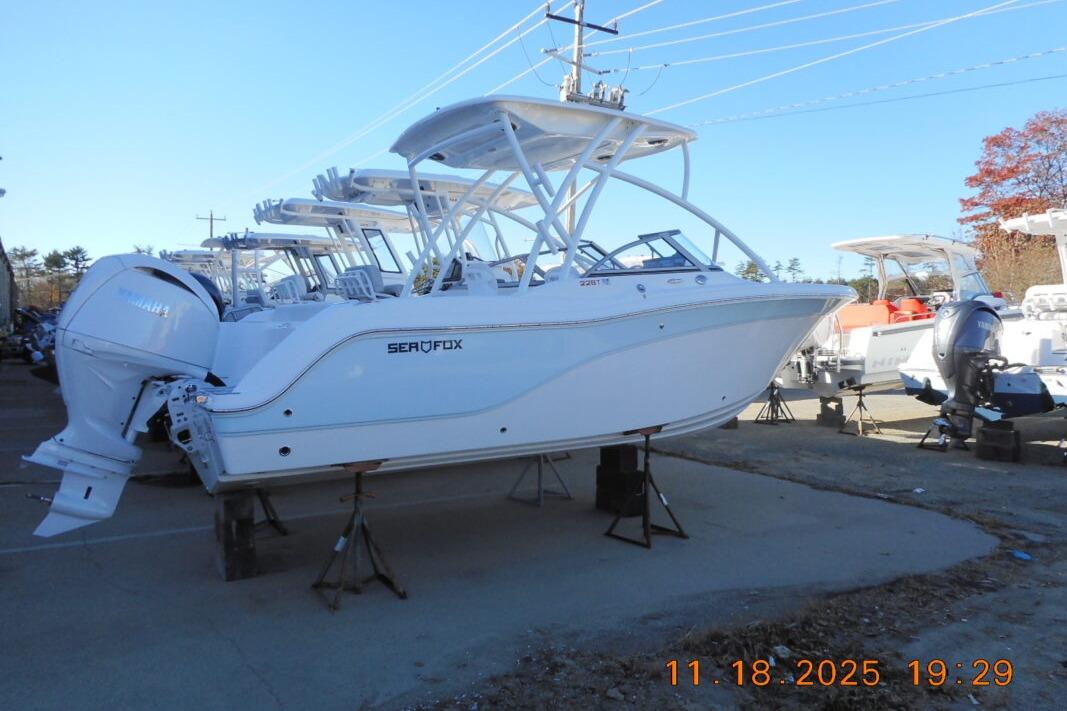 2026 Sea Fox 228 Traveler
