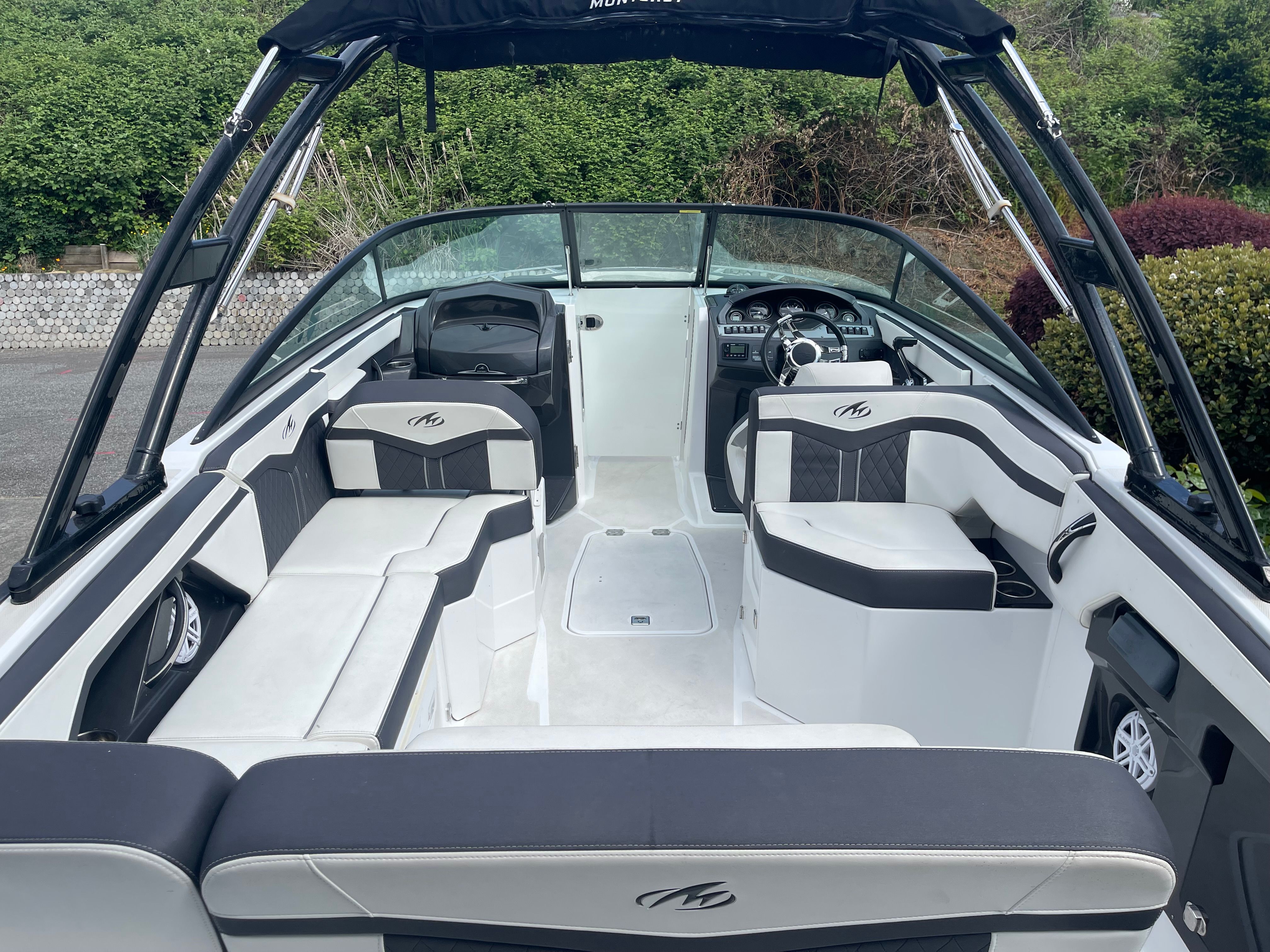 Interior of a 2019 Monterey 258SS Super Sport boat.