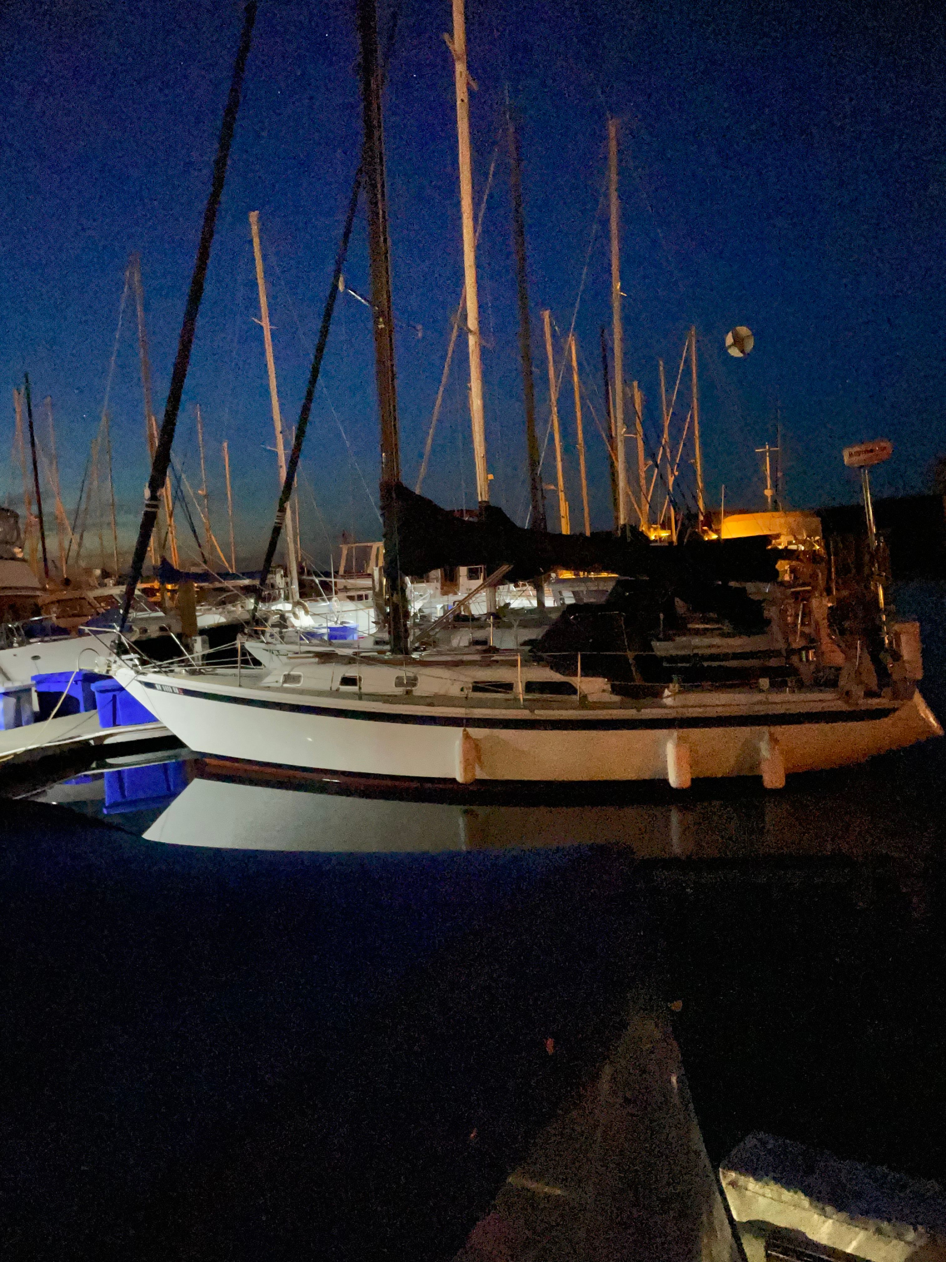 1979 Gulfstar 37’ aft Cockpit Sailboat - 4