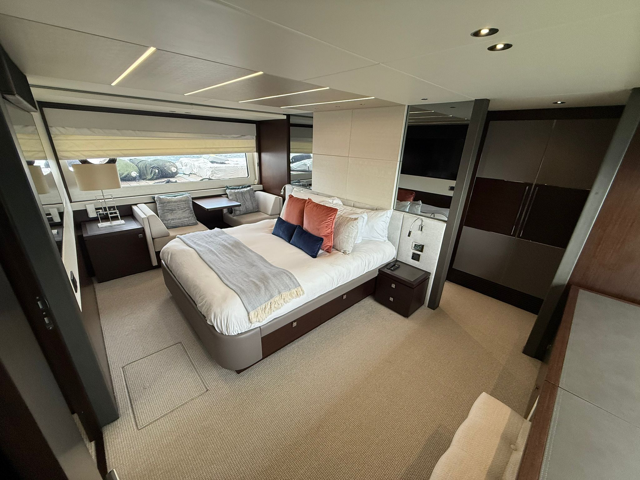 2021 Sunseeker 76 Yacht - 21