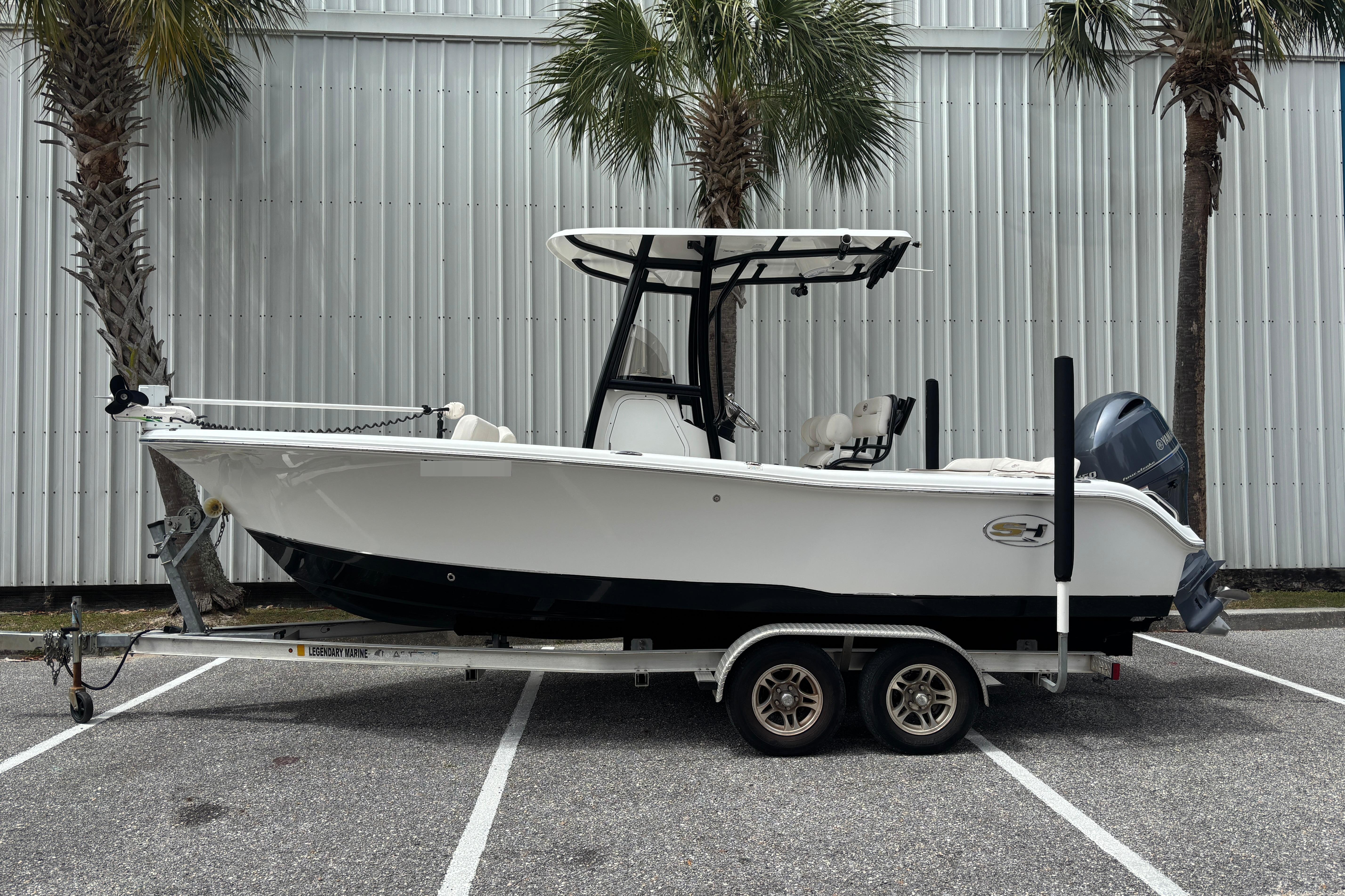 2021 Sea Hunt Ultra 219