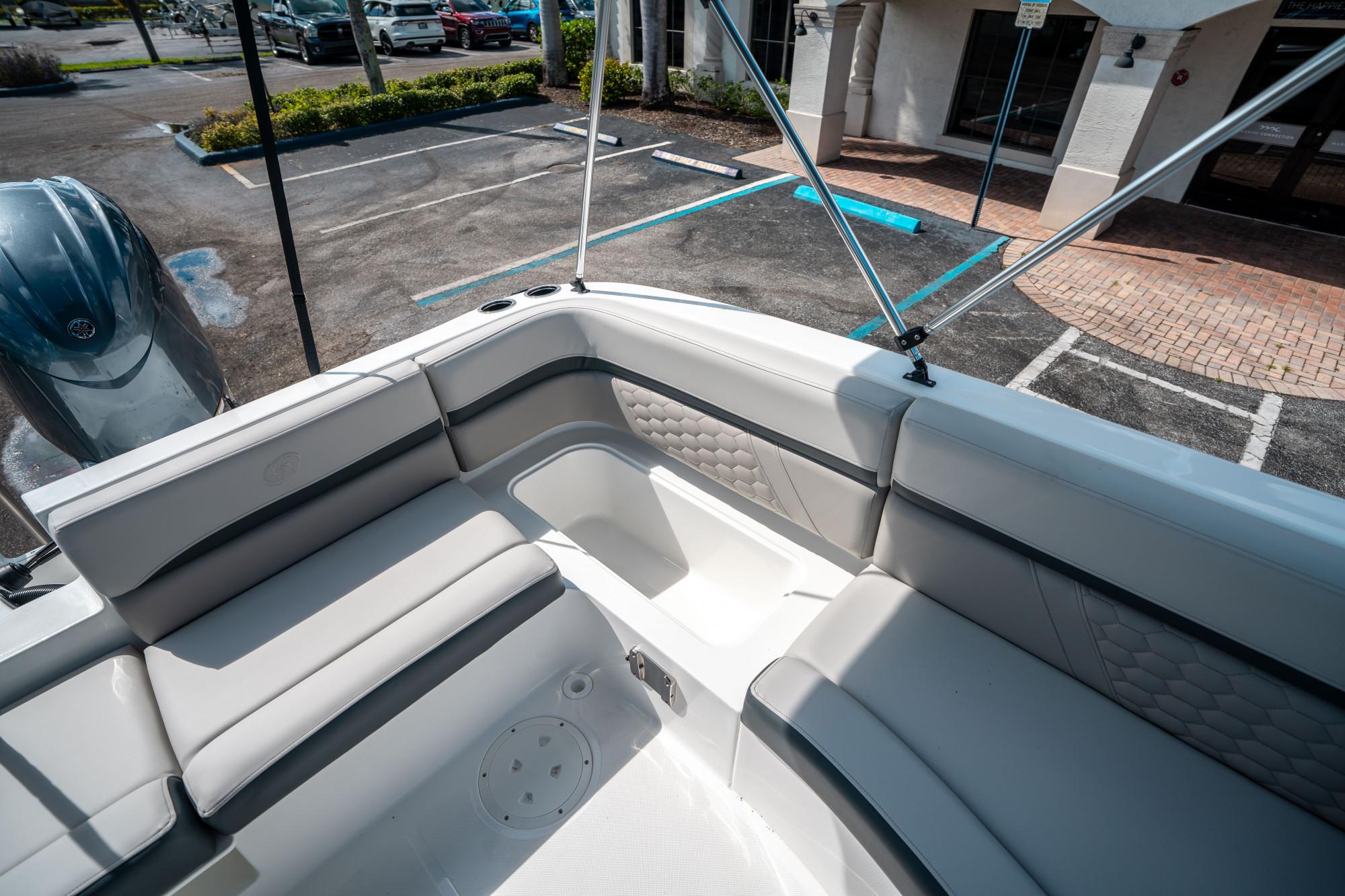 2025 Hurricane SunDeck Sport 192 RL OB - 15