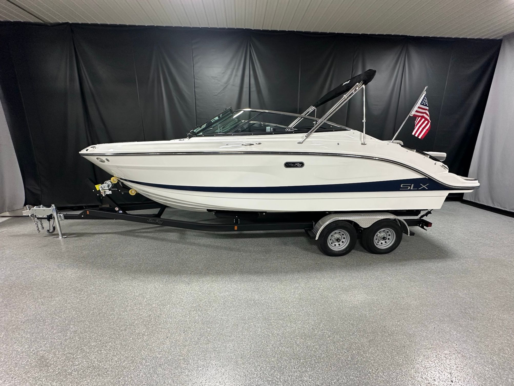 2026 Sea Ray SLX 260
