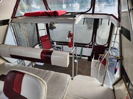 1987 Sea Ray 360 Aft Cabin - 8