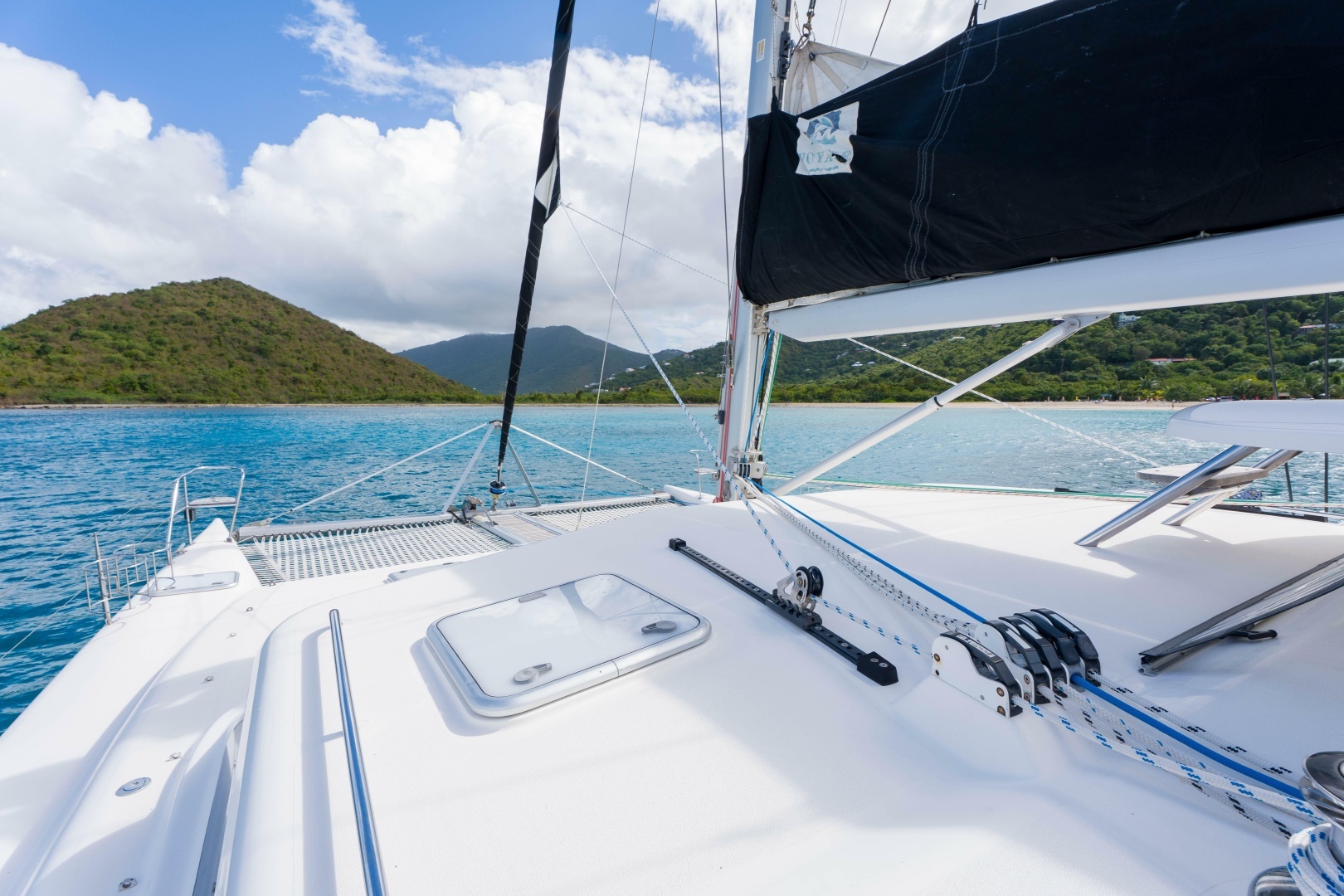 2011 Voyage Yachts 520 - Image 7