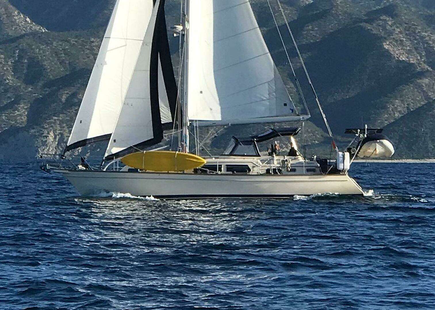 2005 Island Packet 445 - Image 23